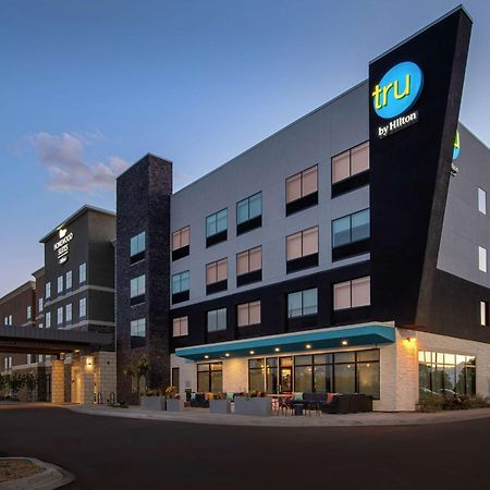 Tru By Hilton Denver Airport Tower Road Bagian luar foto