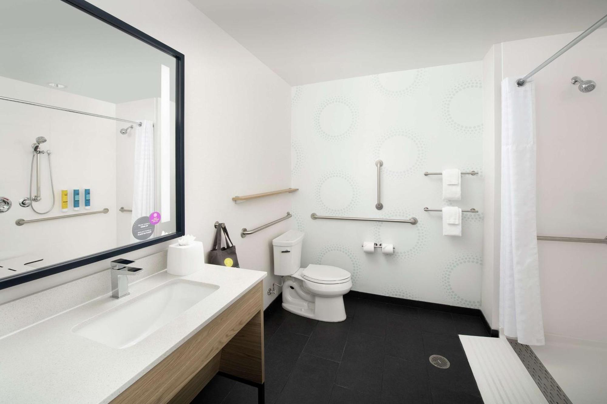 Tru By Hilton Denver Airport Tower Road Bagian luar foto