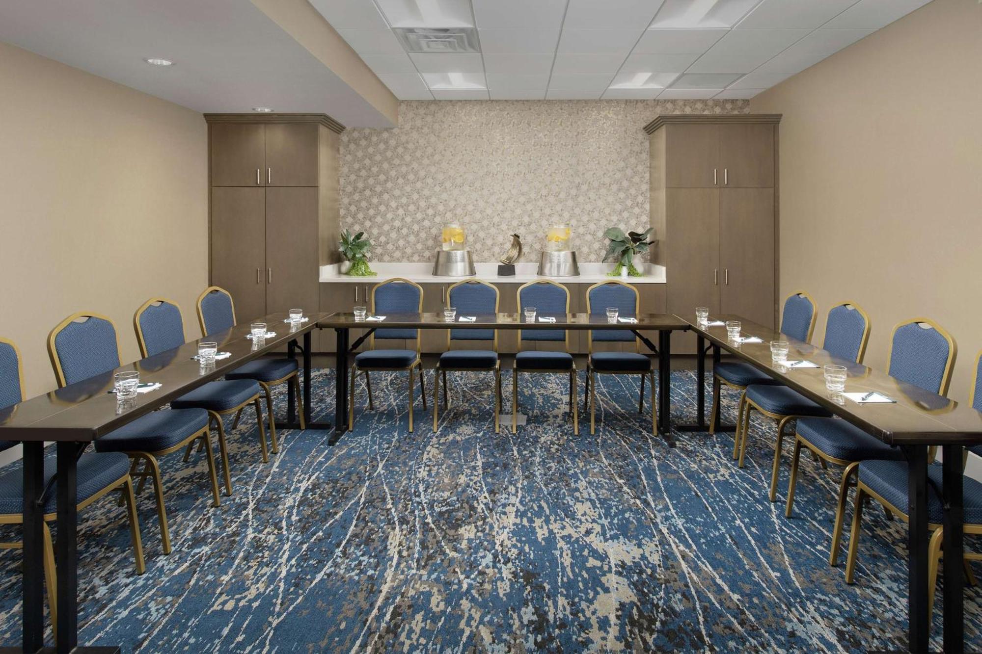 Tru By Hilton Denver Airport Tower Road Bagian luar foto